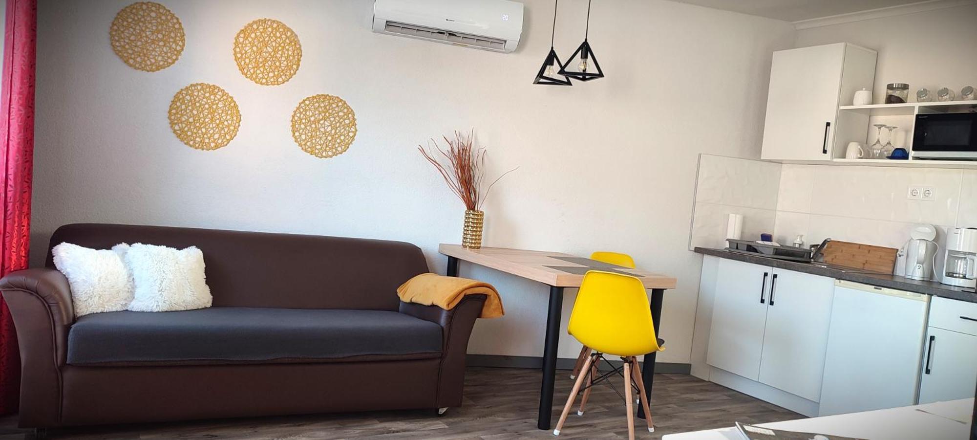 Koller Apartmanhaz Sárvár Екстериор снимка